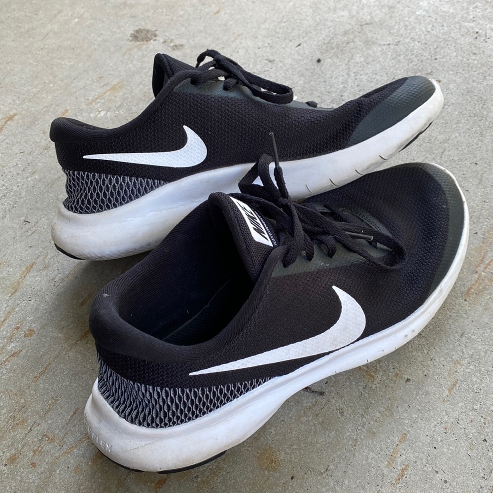 Women’s Nike running shoes